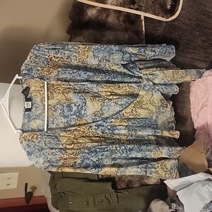 Wrapped long-sleeved top